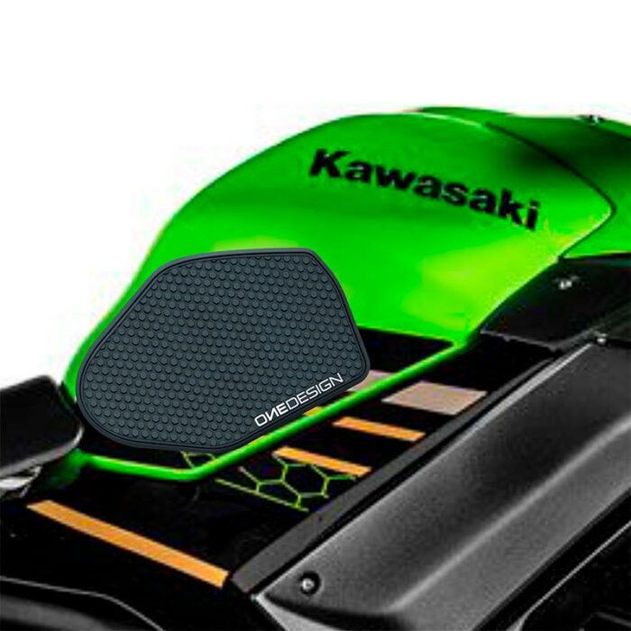 OneDesign Kawasaki Ninja 650 Tank Pad - Image 2